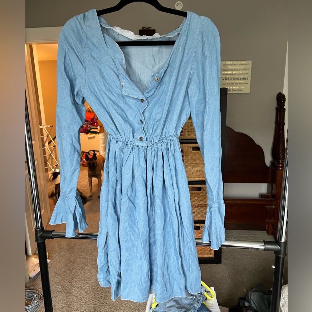 🌸 Soft Vintage jean dress size medium 🌸